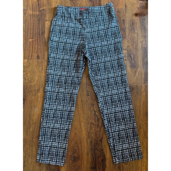 Krazy Larry Women's Pull On Skinny Ankle Pants 8 Black White Geometric Slimming - Picture 2 of 5